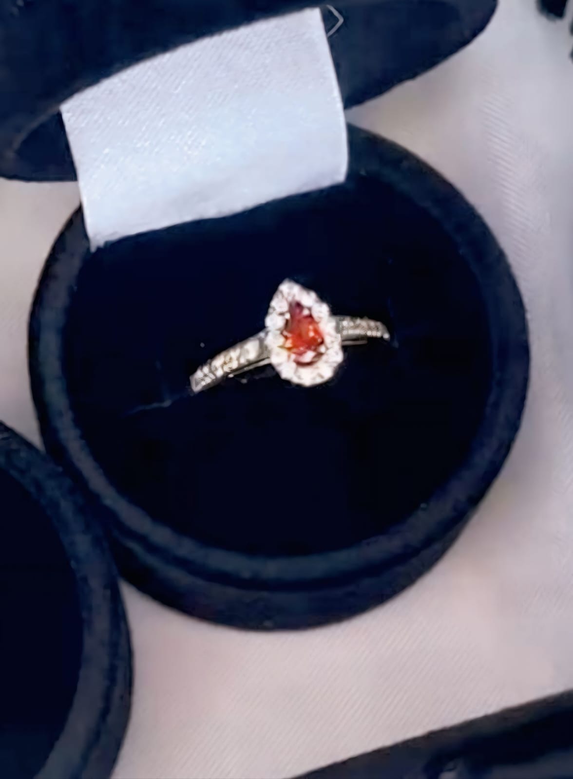 ATENÇÃO! ANEL DE FORMATURA PERDIDO.